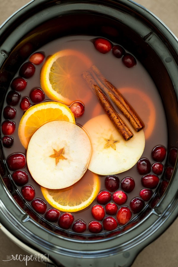 8 Slow Cooker Holiday Drinks That Are Beyond Genius