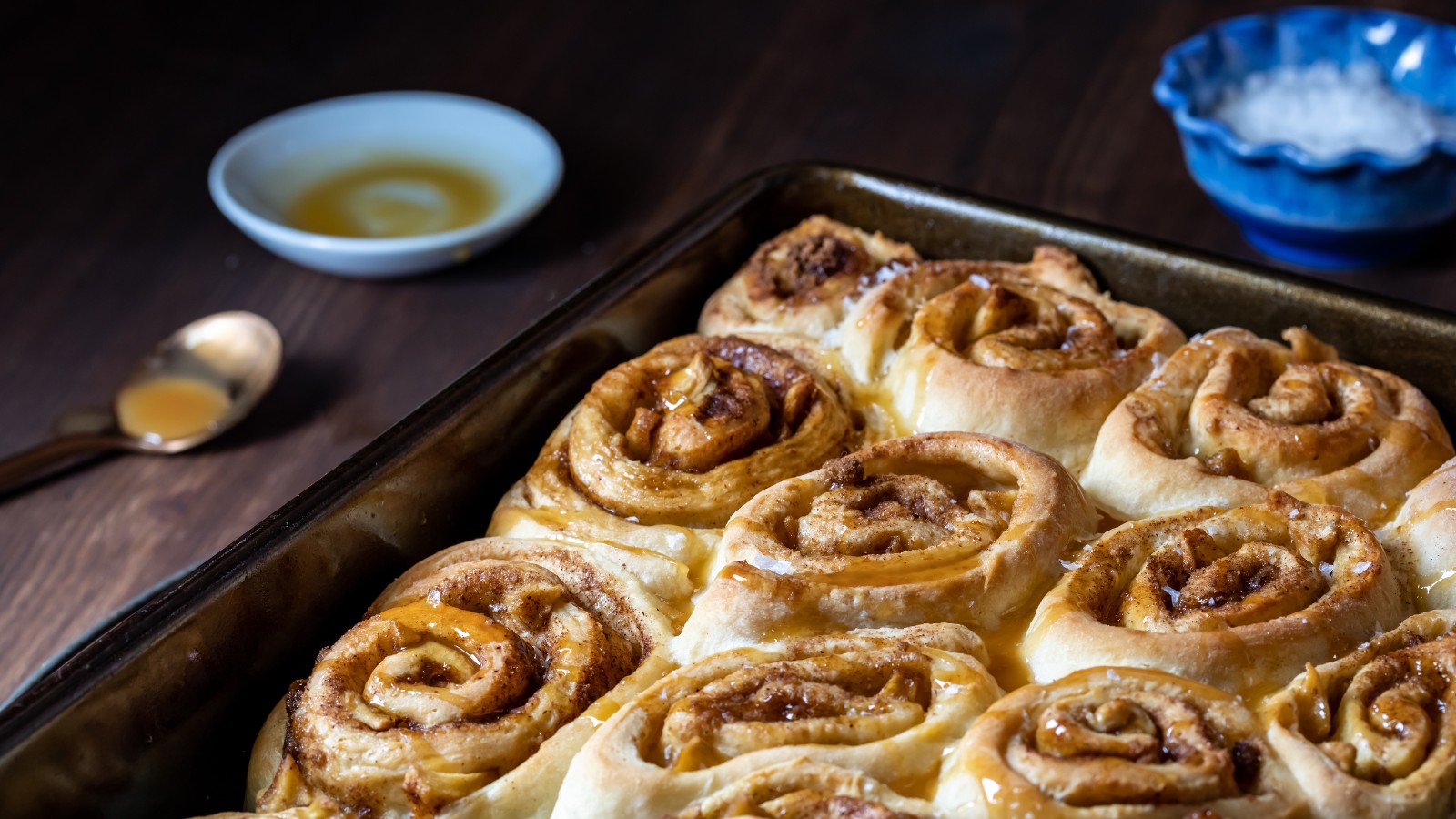 15 Cinnamon Roll Hacks To (Easily) Make Them Ridiculously Better